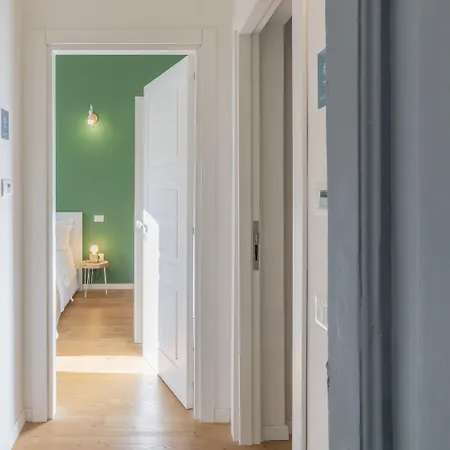 Socla Boutique Rta Aparthotel 4*